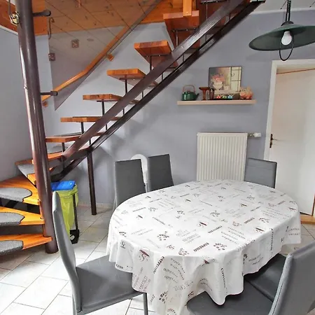 Holiday home Tierfreundliche Ferienwohnung 10421 Mirow